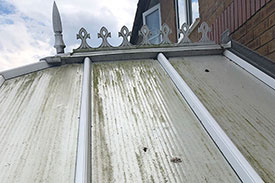 a-dirty-conservatory-in-woodhall-spa-lincolnshire