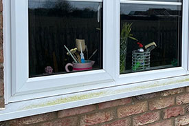 a-dirty-window-in-horncastle-lincolnshire