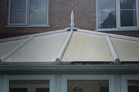 cleaning-of-a-conservatory-roof-in-woodhall-spa-lincolnshire