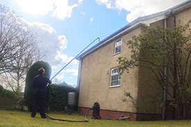 clearing-of-gutters-with-a-vacuum-in-woodhall-spa-lincolnshire